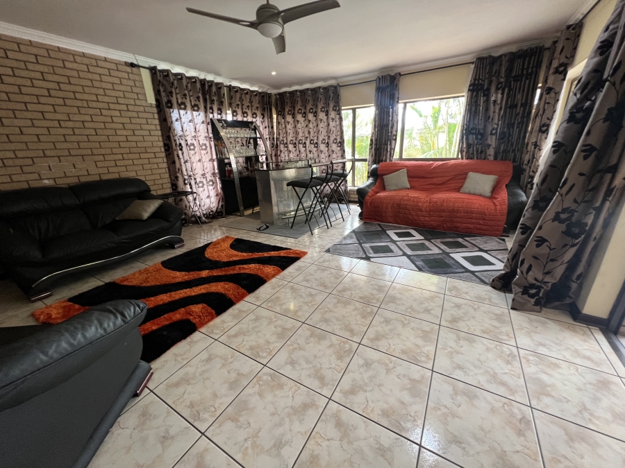 4 Bedroom Property for Sale in Blue Bend Eastern Cape